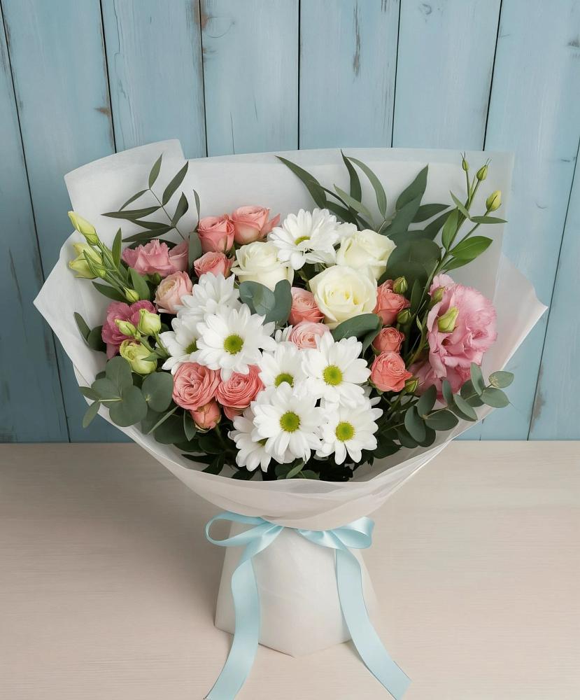 Букет цветов из: Розы, Лизиантусы и Хризантемы в Железногорске-Илимском