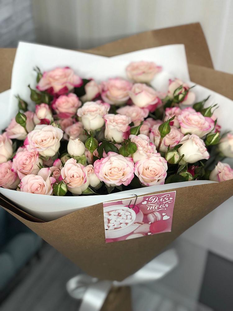 Букет цветов из: Розы в Железногорске-Илимском