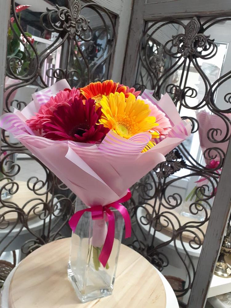 Букет цветов из: Герберы в Железногорске-Илимском