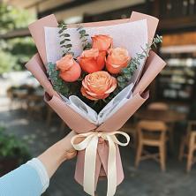 Букет цветов из:  Розы в Железногорске-Илимском