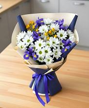 Букет цветов из:  Розы, Ирисы и Хризантемы в Железногорске-Илимском