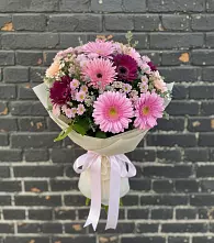 Букет цветов из:  Герберы и Хризантемы в Железногорске-Илимском