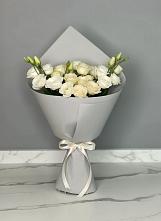 Букет цветов из:  Розы и Лизиантусы в Железногорске-Илимском